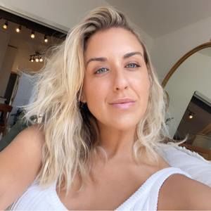 Meet your Posher, Jillian